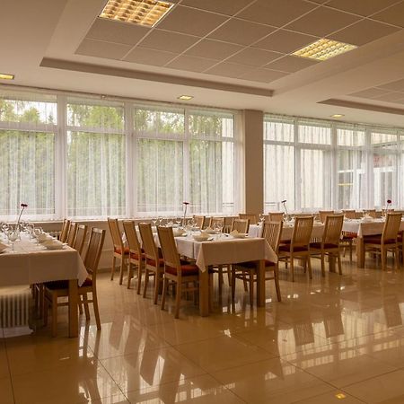 Hotel Preveza Spišská Nová Ves Extérieur photo