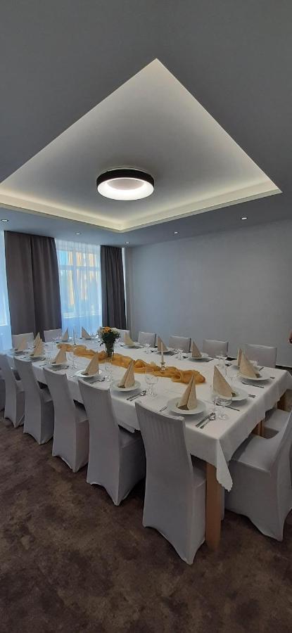 Hotel Preveza Spišská Nová Ves Extérieur photo